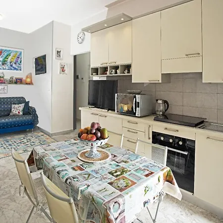 Casa Lux Ampio Monolocale Alassio